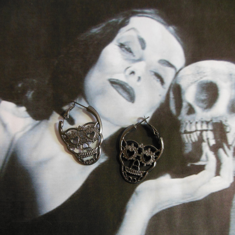 Sugar Skull Earrings - Gunmetal